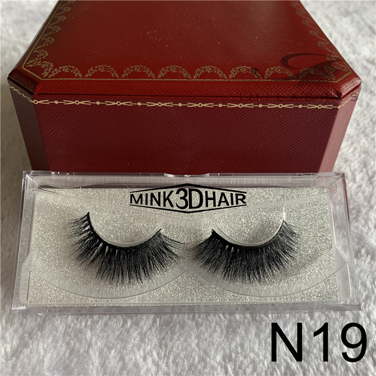 real mink fur eyelash extensions.jpg